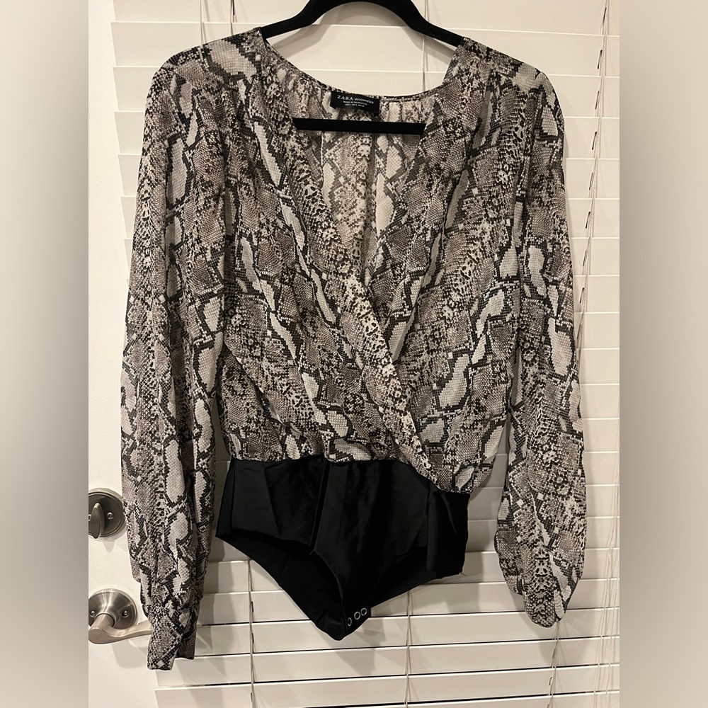 Zara Snakeskin print bodysuit NWOT